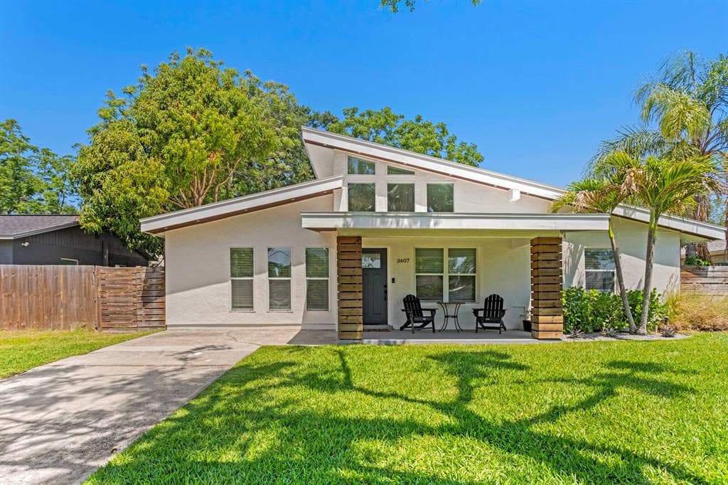 3407 W ROGERS AVENUE TAMPA, FL 33611