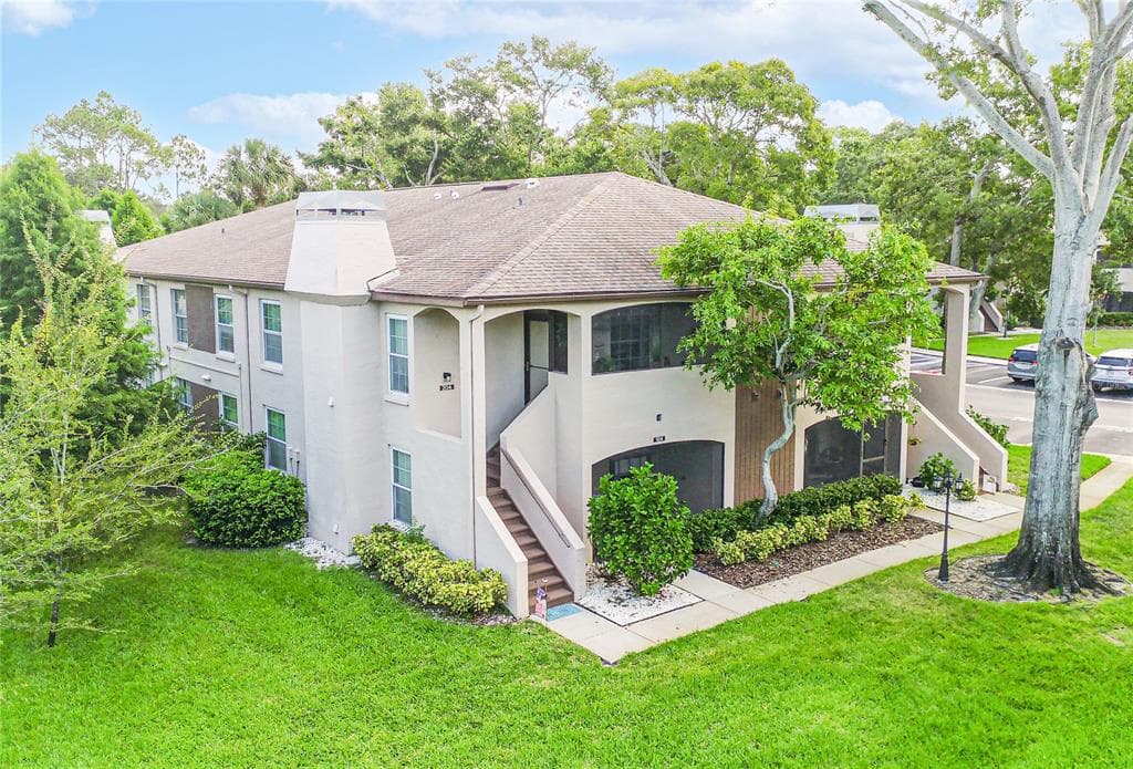 3020 BONAVENTURE CIRCLE UNIT 204