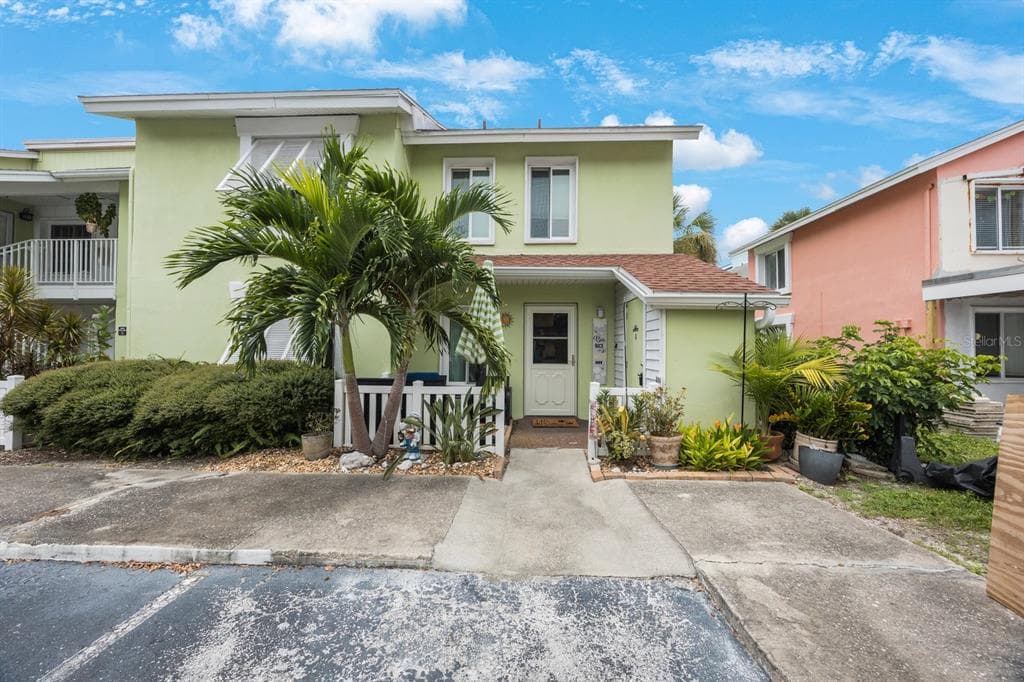 3595 41ST LANE S UNIT H ST PETERSBURG, FL 33711