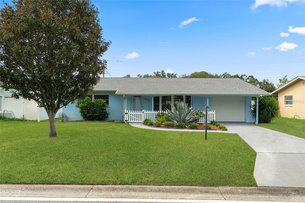 5682 46TH AVENUE N KENNETH CITY, FL 33709