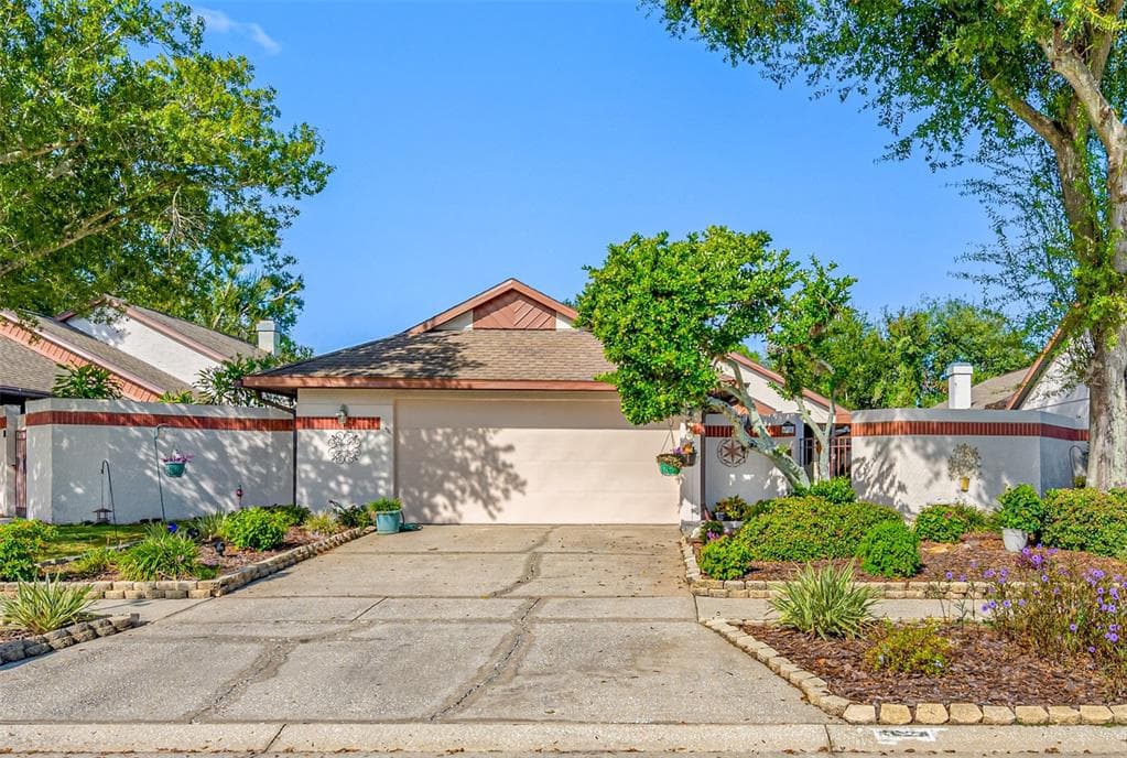 6924 SILVERMILL DRIVE TAMPA, FL 33635