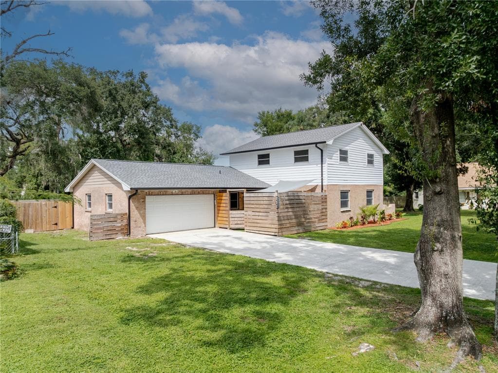 2806 SPRINGDELL CIRCLE VALRICO, FL 33596