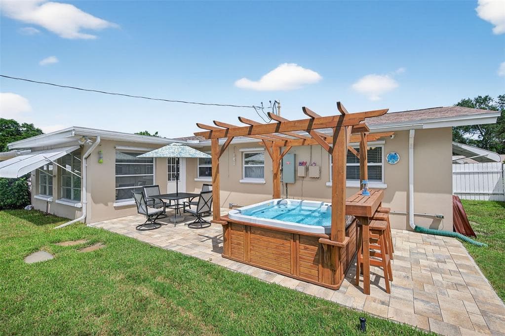 1667 SUFFOLK DRIVE CLEARWATER, FL 33756
