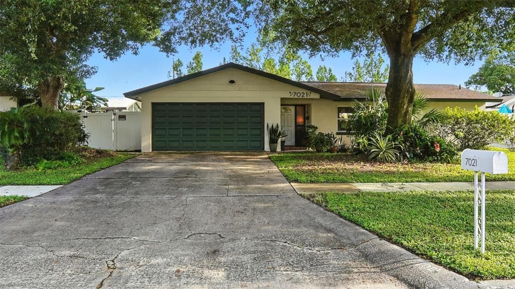 7021 LEIGHTON WAY ORLANDO, FL 32822