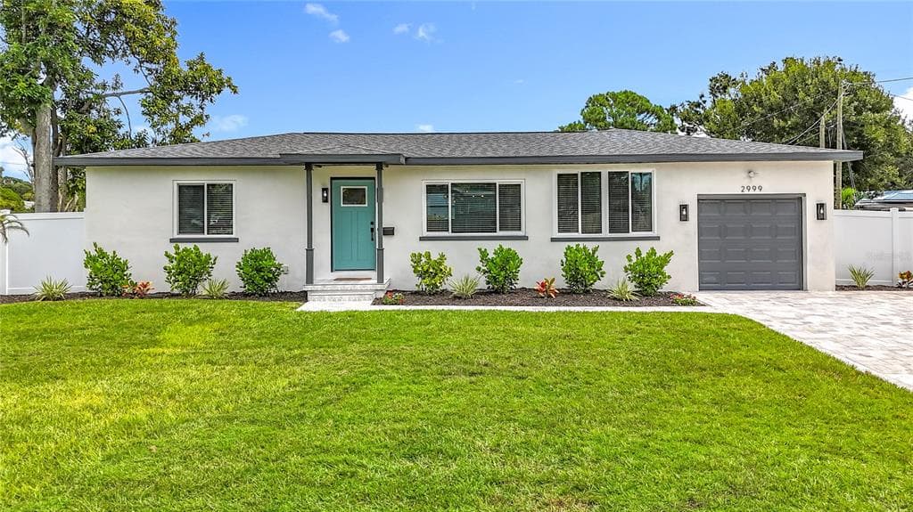 2999 LESLEE LAKE DRIVE N