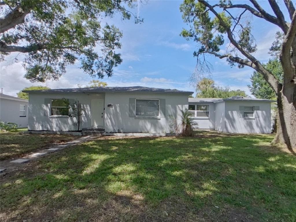 2311 35TH AVENUE N ST PETERSBURG, FL 33713