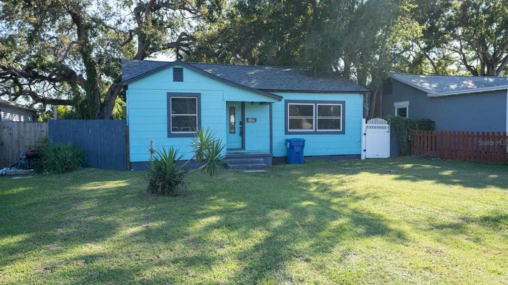 4650 EMERSON AVENUE S ST PETERSBURG, FL 33711