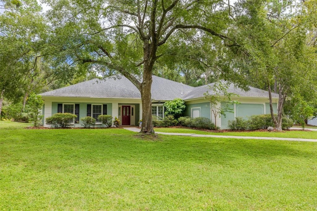 10905 SPUR COURT TAMPA, FL 33626