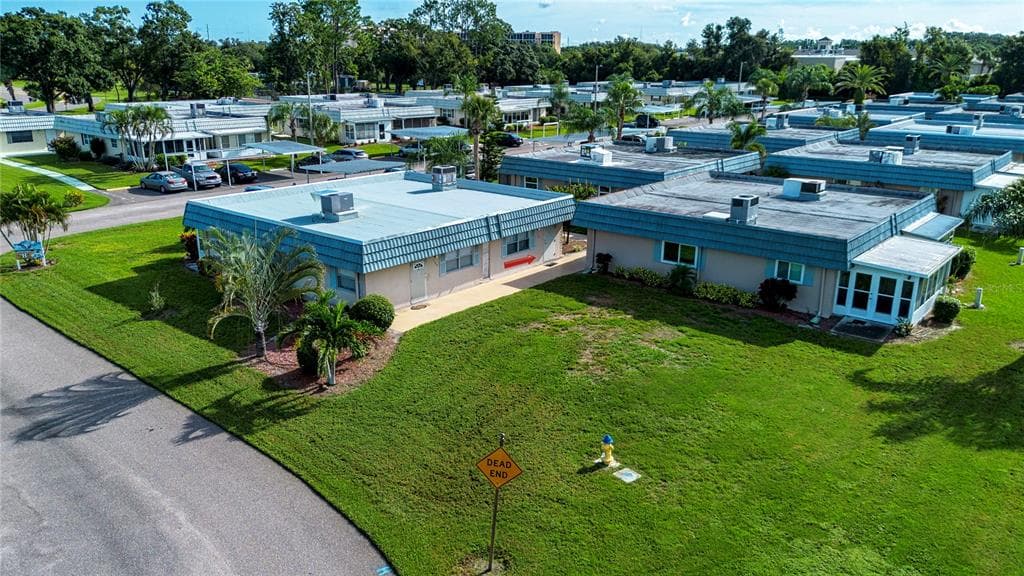 1802 BEDFORD TERRACE UNIT 170 SUN CITY CENTER, FL 33573