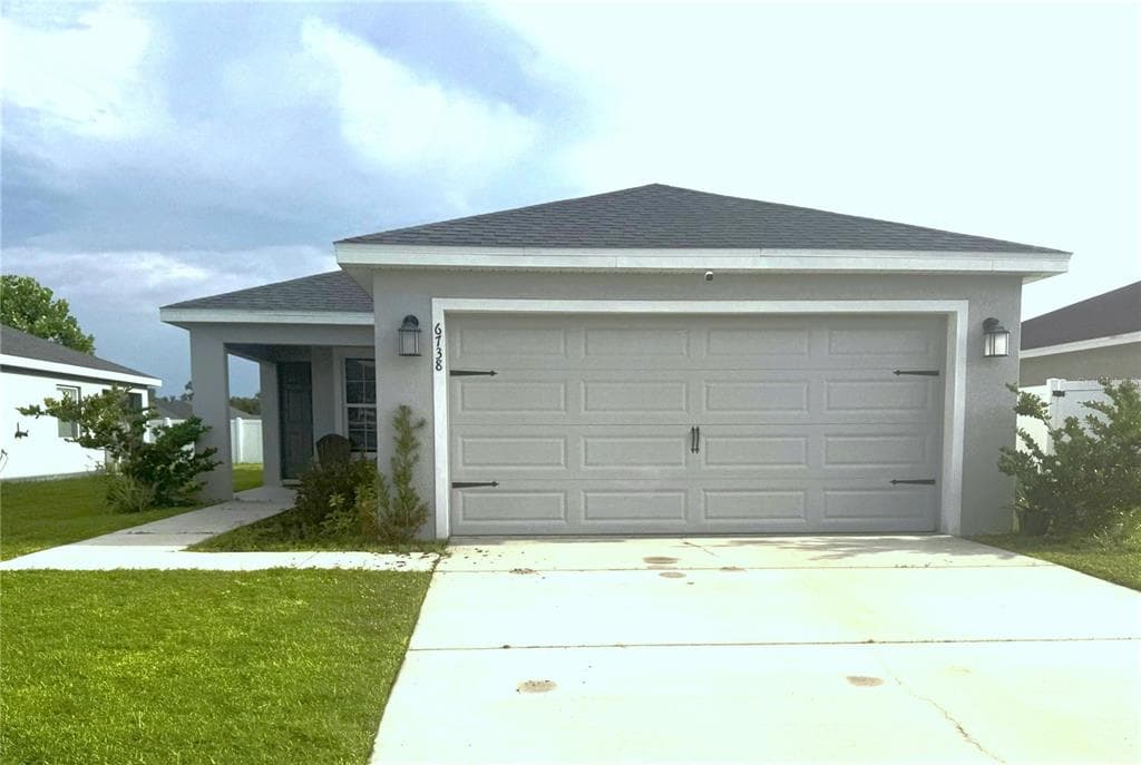 6738 HANWORTH LANE ZEPHYRHILLS, FL 33541