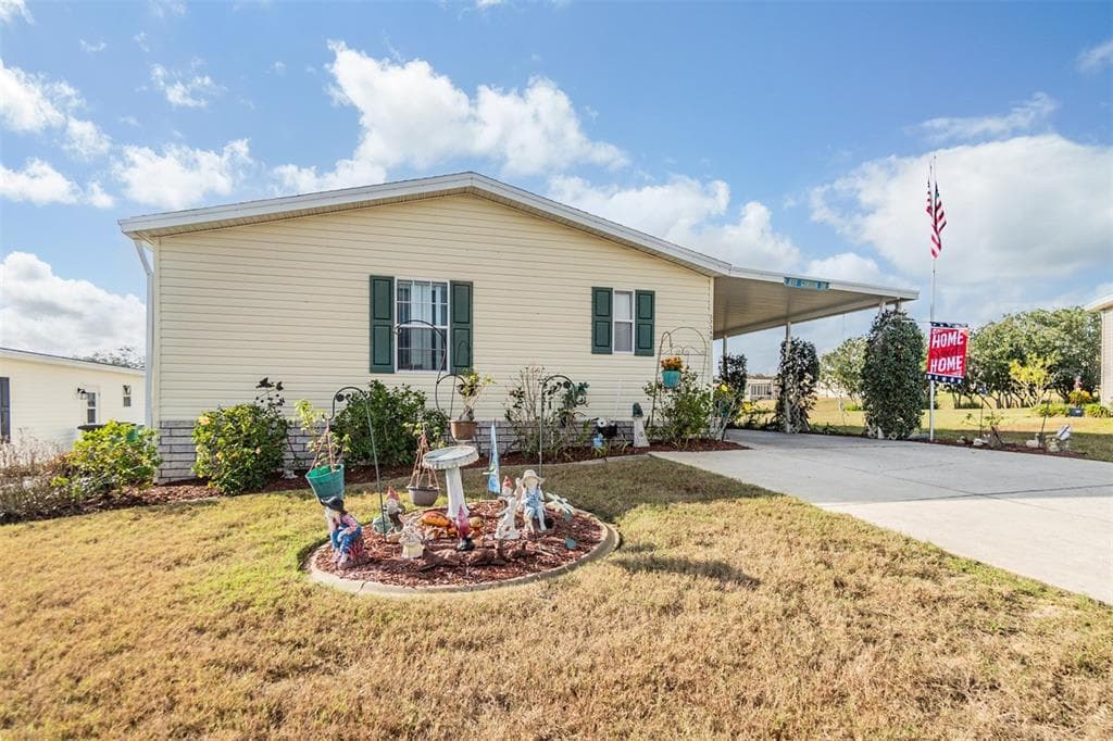37340 NEUKOM AVENUE ZEPHYRHILLS, FL 33541