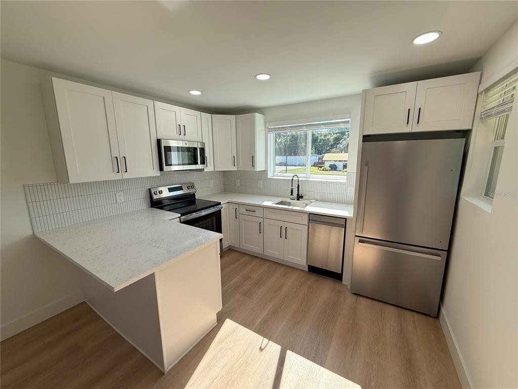 2813 NW 6TH STREET GAINESVILLE, FL 32609