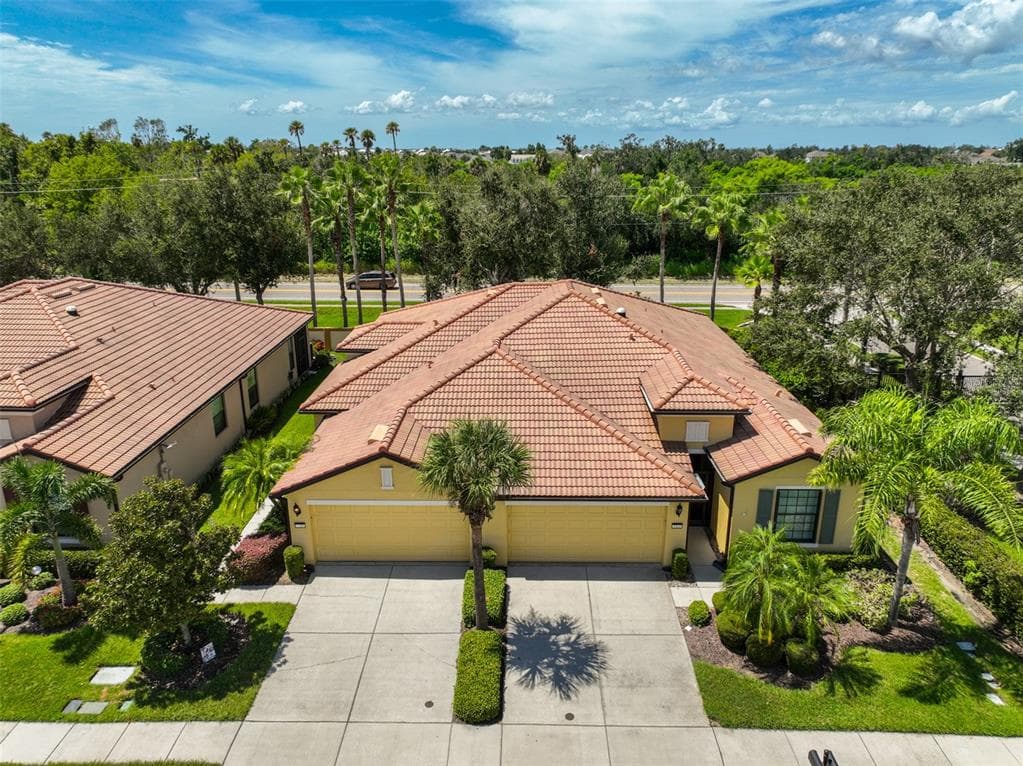 5505 SUNSET FALLS DRIVE APOLLO BEACH, FL 33572