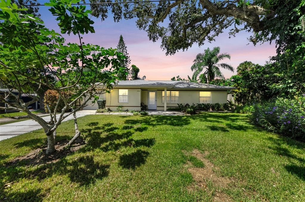 572 MAC CRILLUS ROAD LARGO, FL 33770