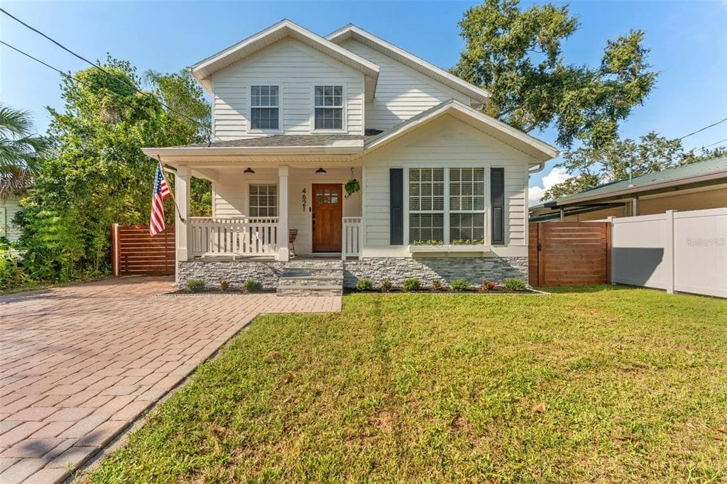 4621 W PEARL AVENUE TAMPA, FL 33611