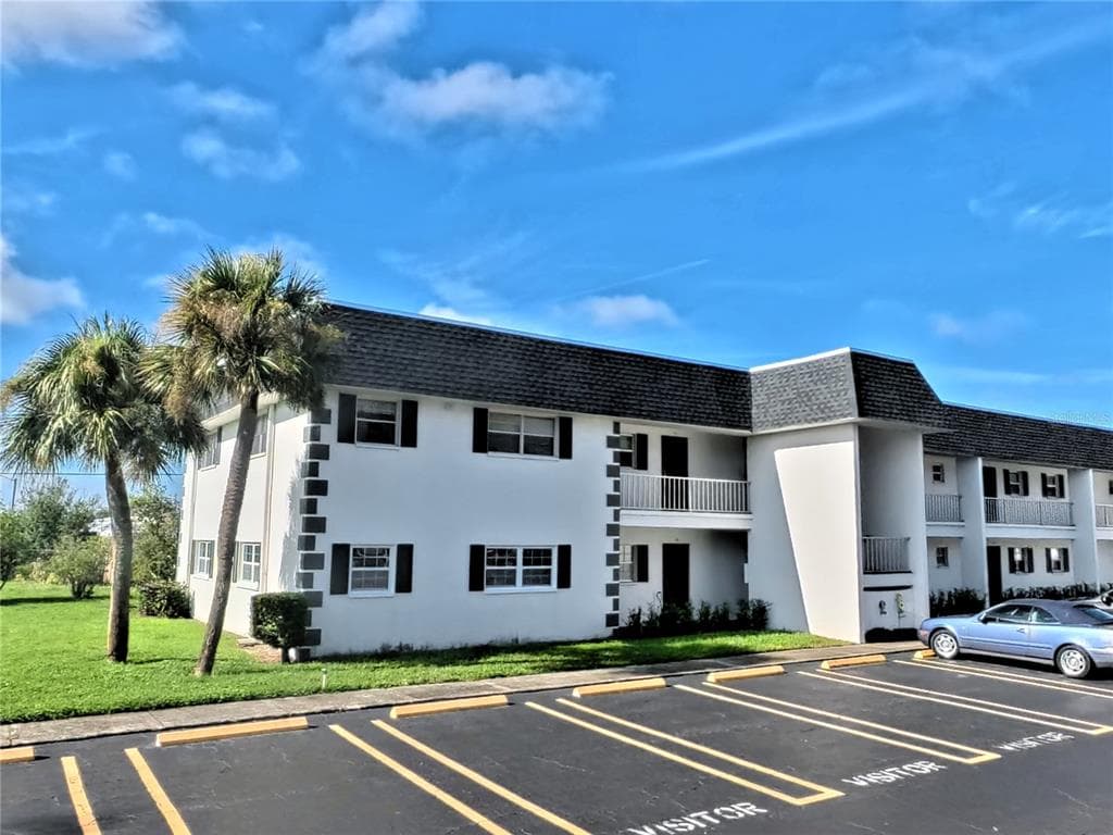 302 47TH AVENUE DRIVE W UNIT 117 BRADENTON, FL 34207