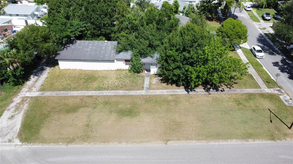 200 SW MADISON CIRCLE N ST PETERSBURG, FL 33703
