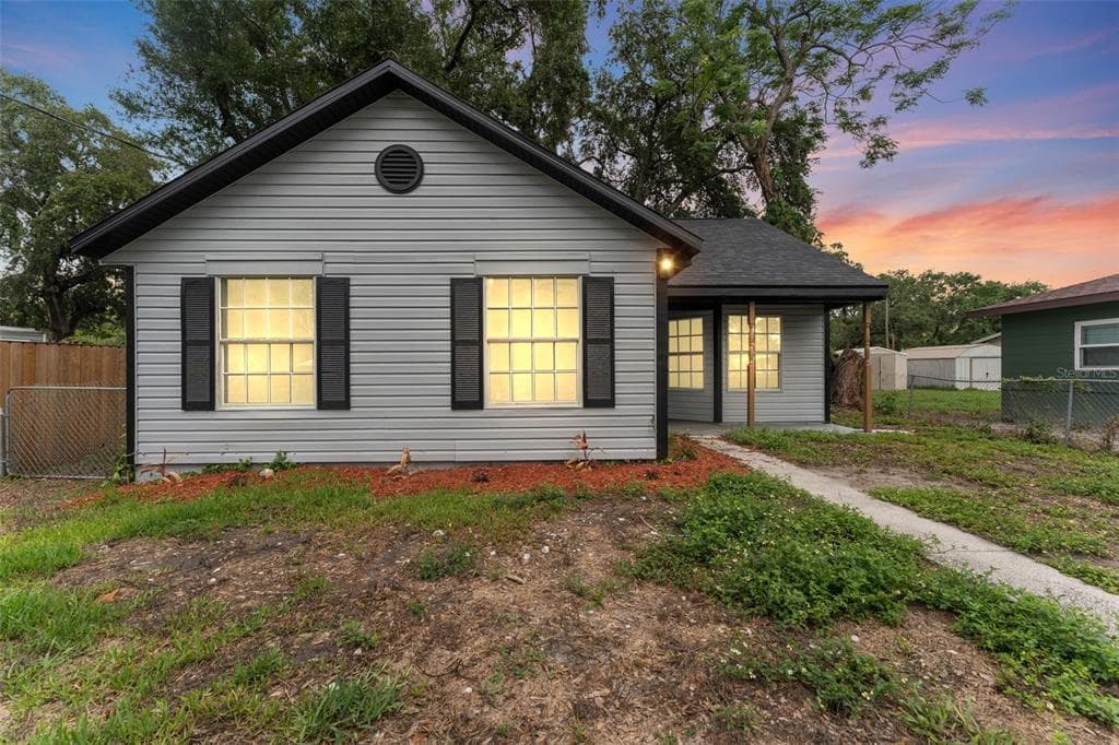2313 PALM AVENUE SEFFNER, FL 33584