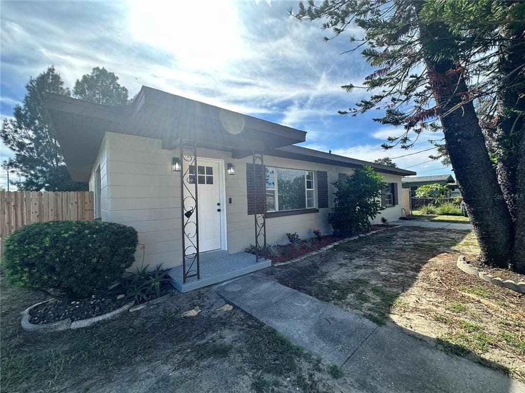 2222 9TH STREET NW WINTER HAVEN, FL 33881