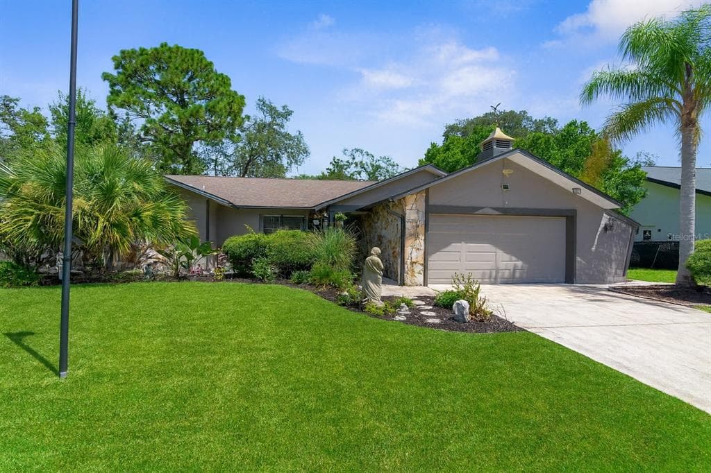 4346 CRAIGDARRAGH AVENUE SPRING HILL, FL 34606