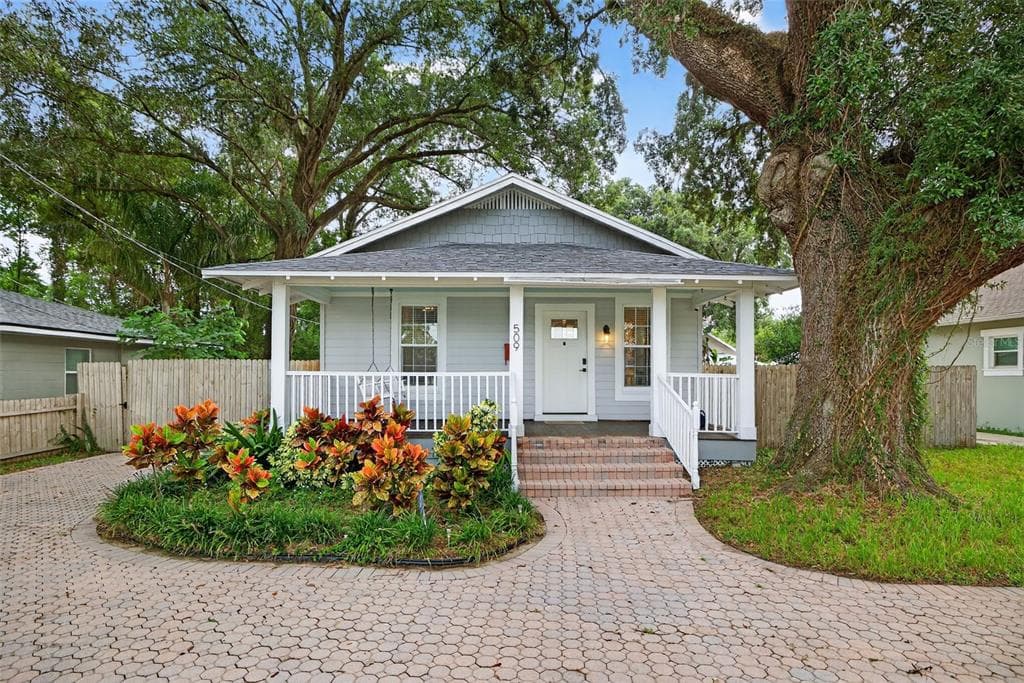 509 E PARIS STREET TAMPA, FL 33604