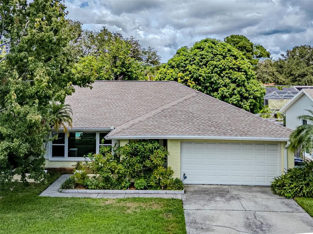 61 HARBOR WOODS CIRCLE SAFETY HARBOR, FL 34695
