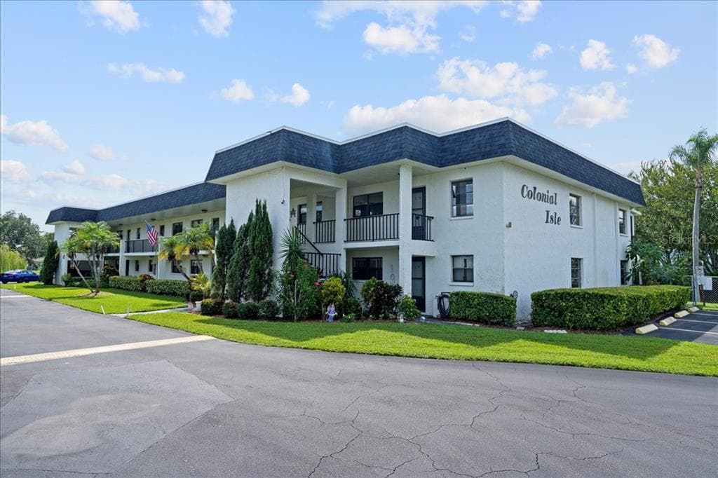 1749 S HIGHLAND AVENUE UNIT C9 CLEARWATER, FL 33756