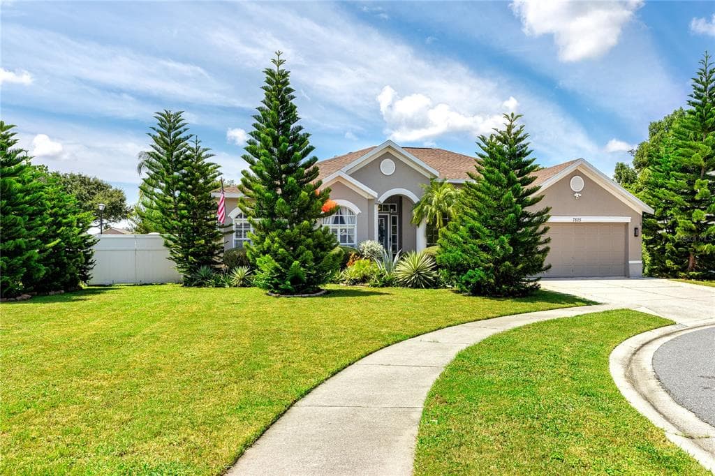 7825 BURNET LANE NEW PORT RICHEY, FL 34654