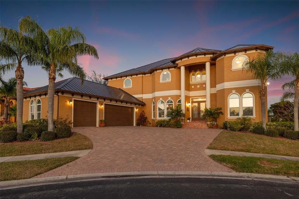 288 MOBBLY BAY DRIVE OLDSMAR, FL 34677