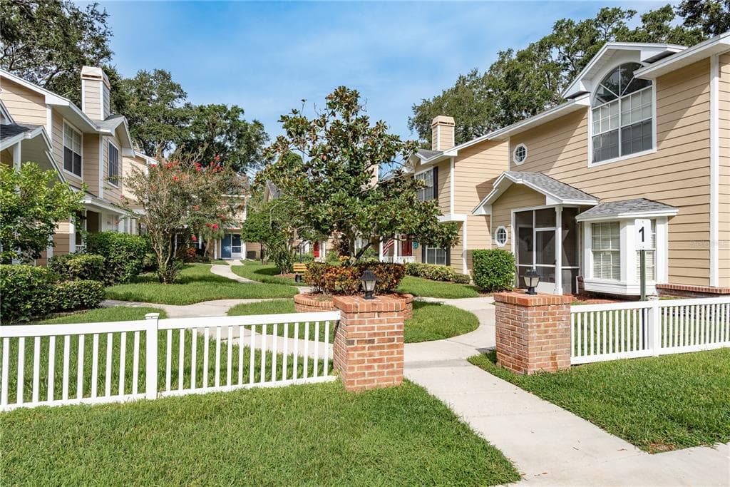 3082 POINTER DRIVE PALM HARBOR, FL 34683