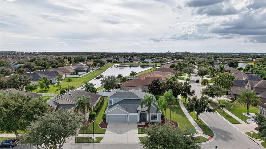 13703 SNOWDEN HALL PLACE RIVERVIEW, FL 33579