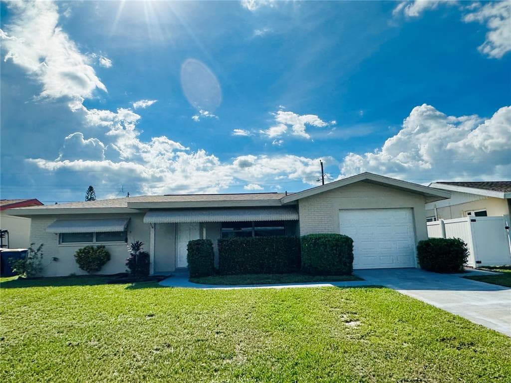 218 S MAYWOOD AVENUE CLEARWATER, FL 33765