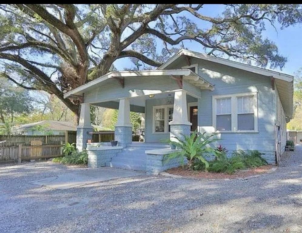 708 E CRENSHAW STREET TAMPA, FL 33604