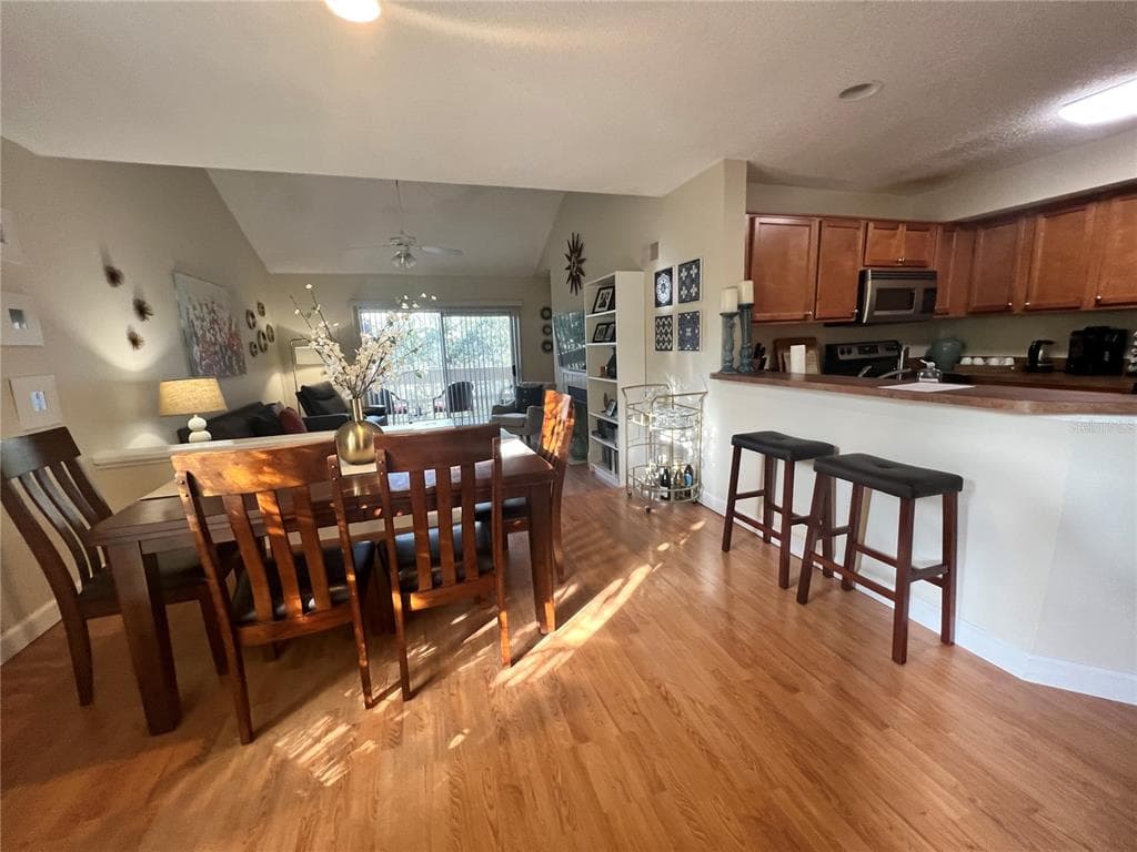 115 112TH AVENUE NE UNIT 710 ST PETERSBURG, FL 33716