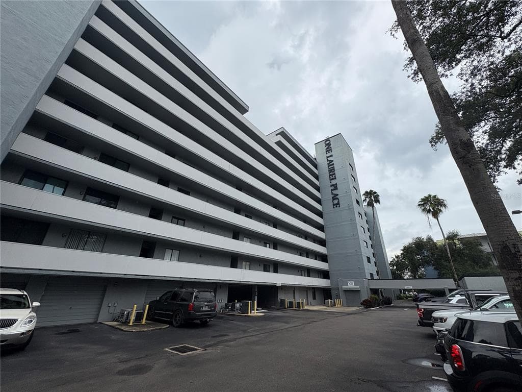 201 W LAUREL STREET UNIT 608 TAMPA, FL 33602