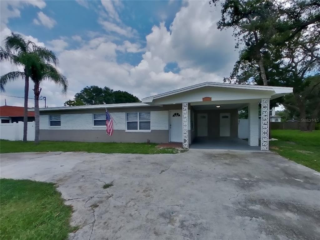 12943 N OREGON AVENUE TAMPA, FL 33612