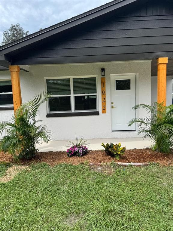 1922 MARVY AVENUE TAMPA, FL 33612