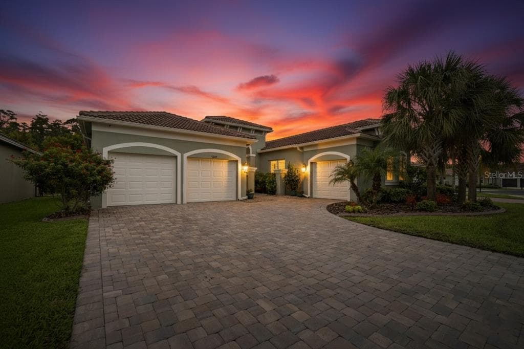 5028 EMERALD ISLE DRIVE WIMAUMA, FL 33598
