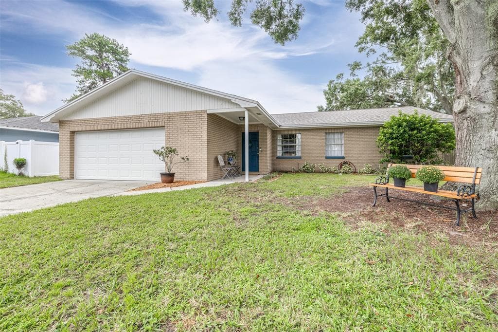 629 HUNTINGTON STREET BRANDON, FL 33511