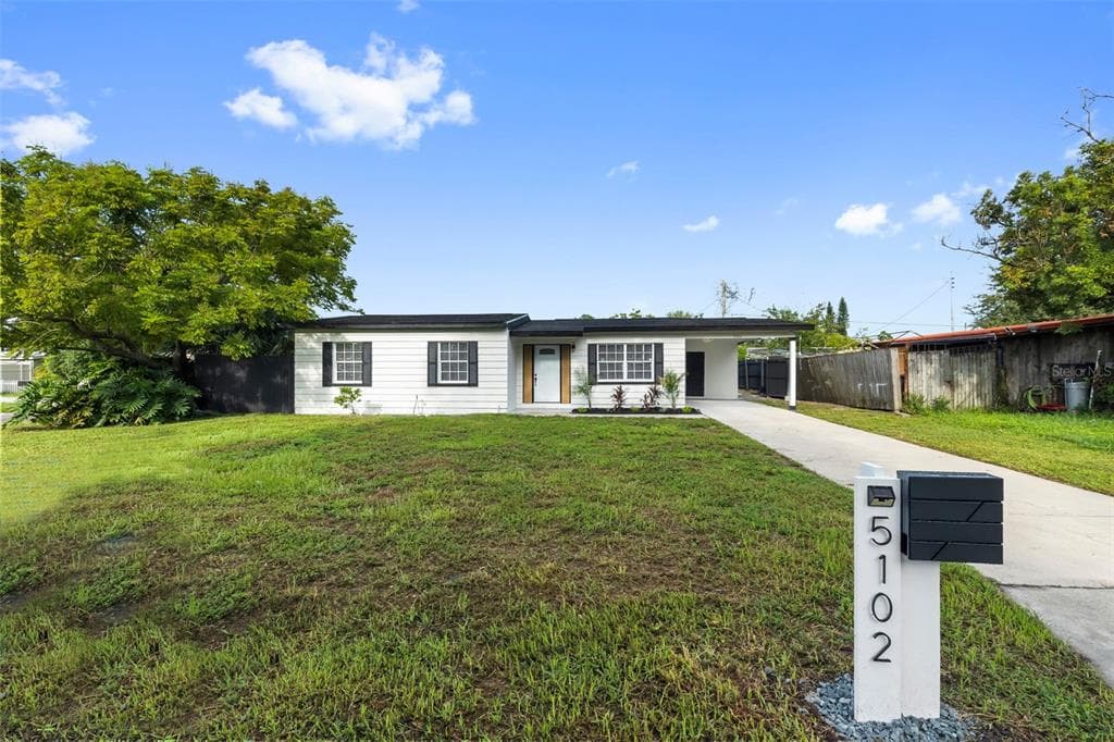5102 MURRAY HILL DRIVE