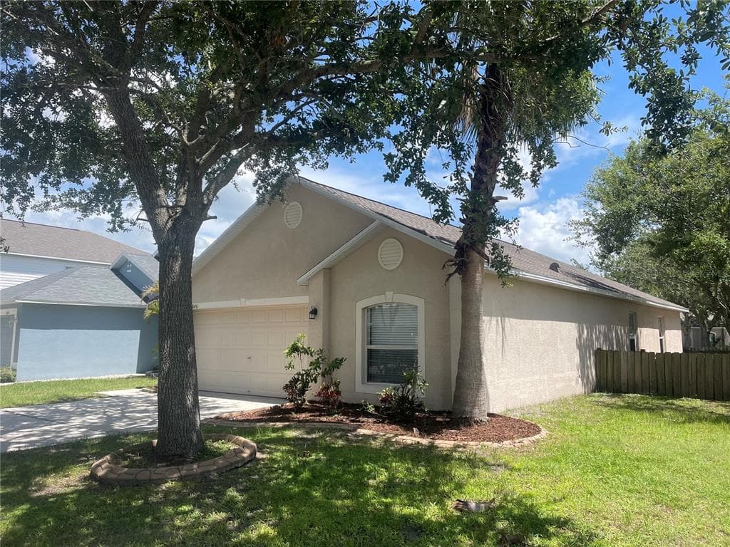 10436 OPUS DRIVE RIVERVIEW, FL 33579