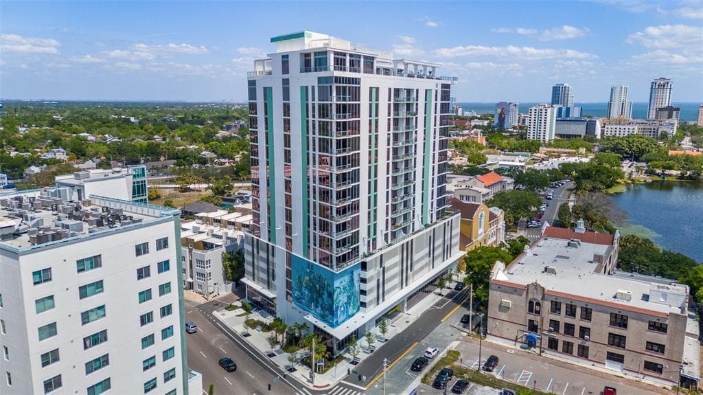 777 3RD AVENUE N UNIT 1502 ST PETERSBURG, FL 33701
