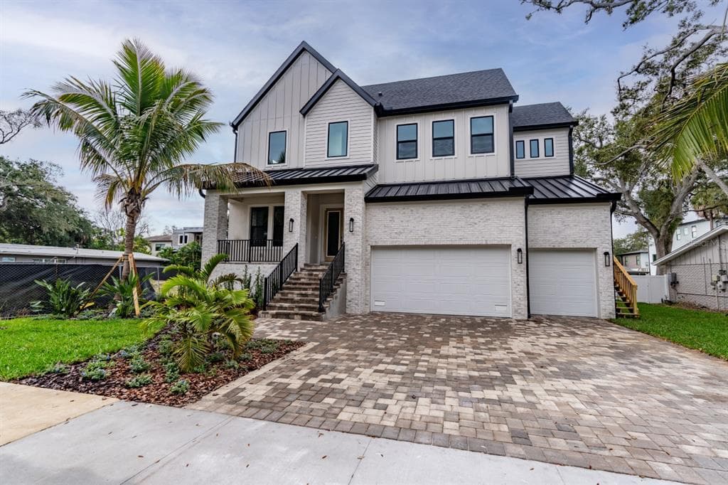 4712 W CLEAR AVENUE TAMPA, FL 33629