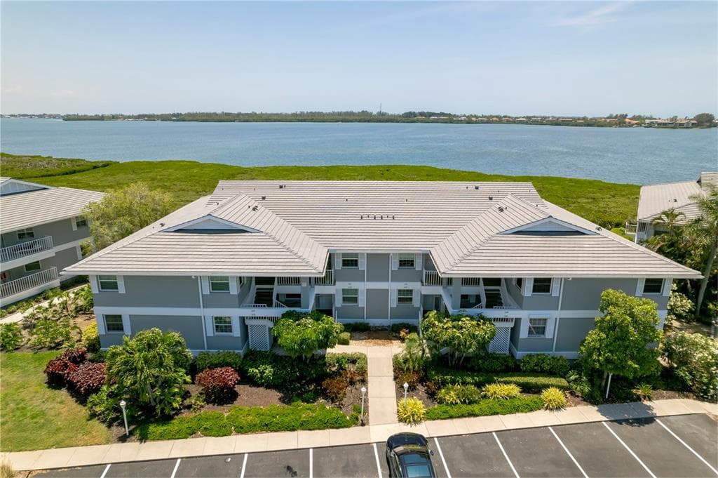 1343 PERICO POINT CIRCLE UNIT 117 BRADENTON, FL 34209
