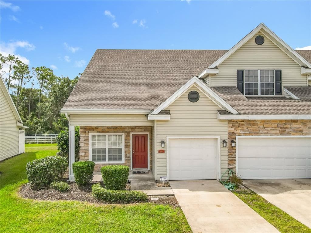 2051 WINTERSET DRIVE LAKELAND, FL 33813