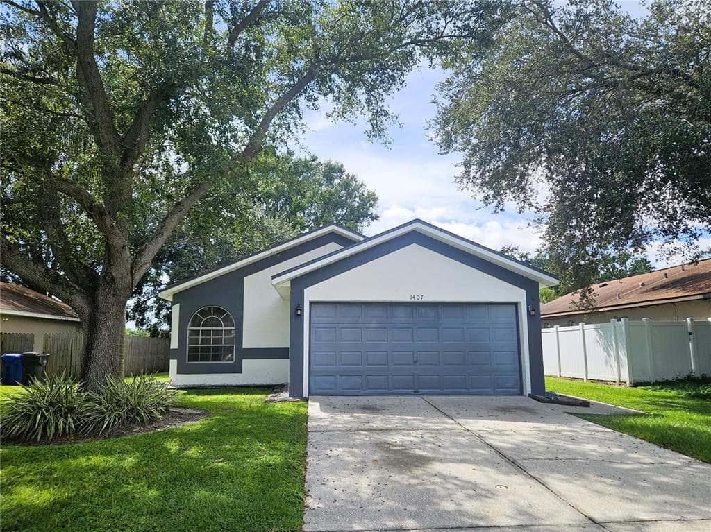 1407 MOHRLAKE DRIVE BRANDON, FL 33511