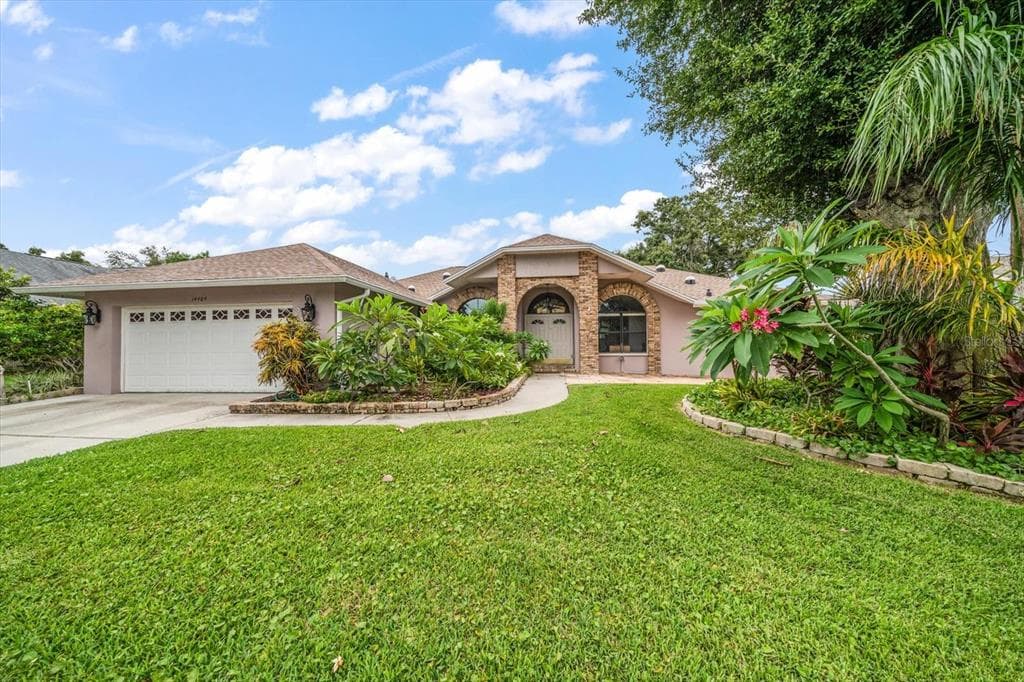 14404 MARK DRIVE LARGO, FL 33774