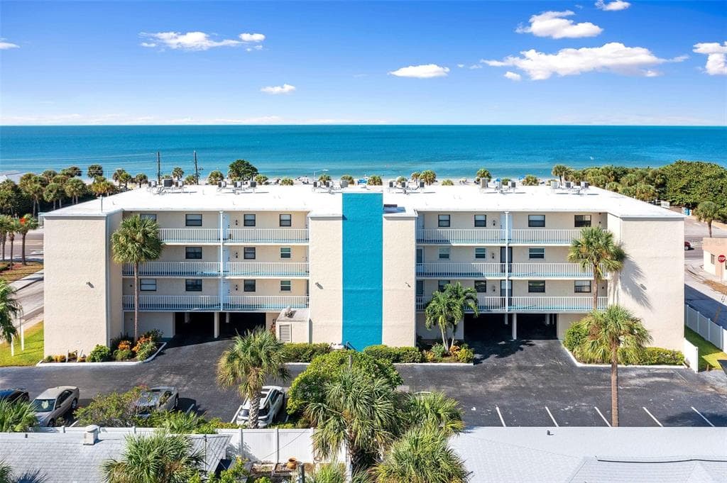 14401 GULF BOULEVARD UNIT 106 MADEIRA BEACH, FL 33708