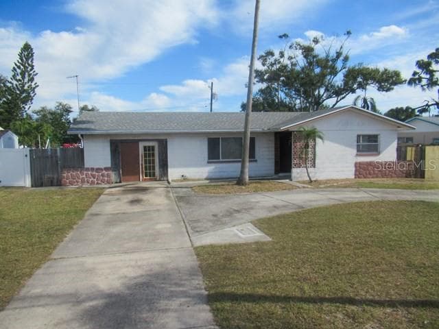 6527 113TH STREET SEMINOLE, FL 33772