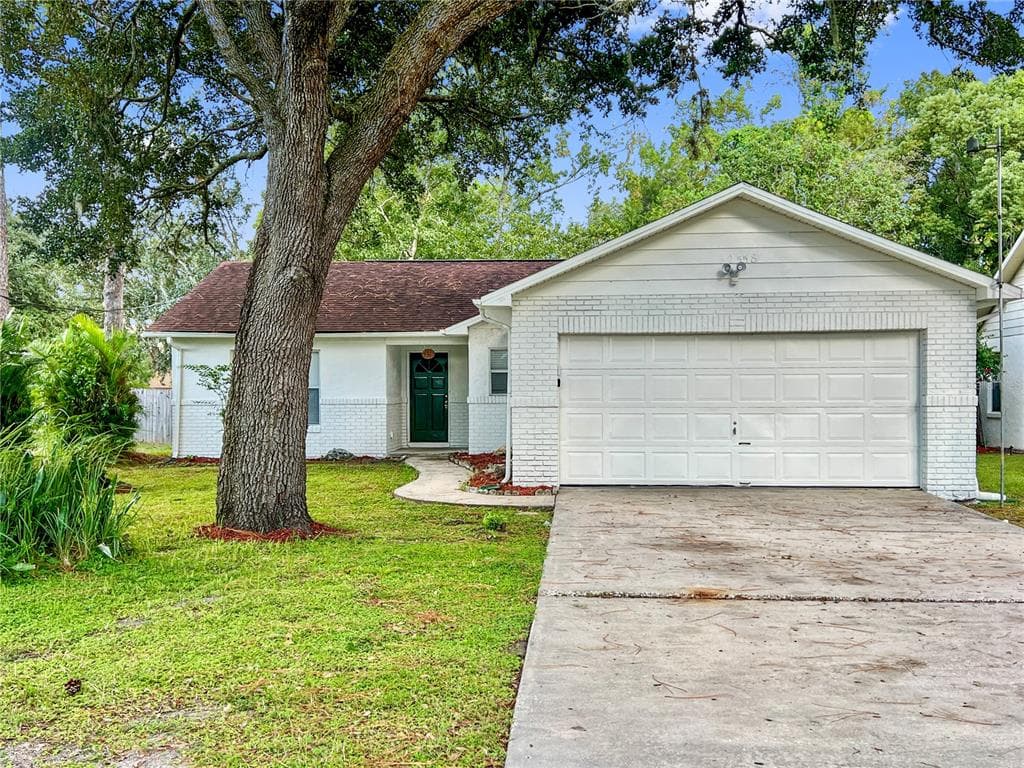 2558 EL CAPITAN DRIVE SANFORD, FL 32773
